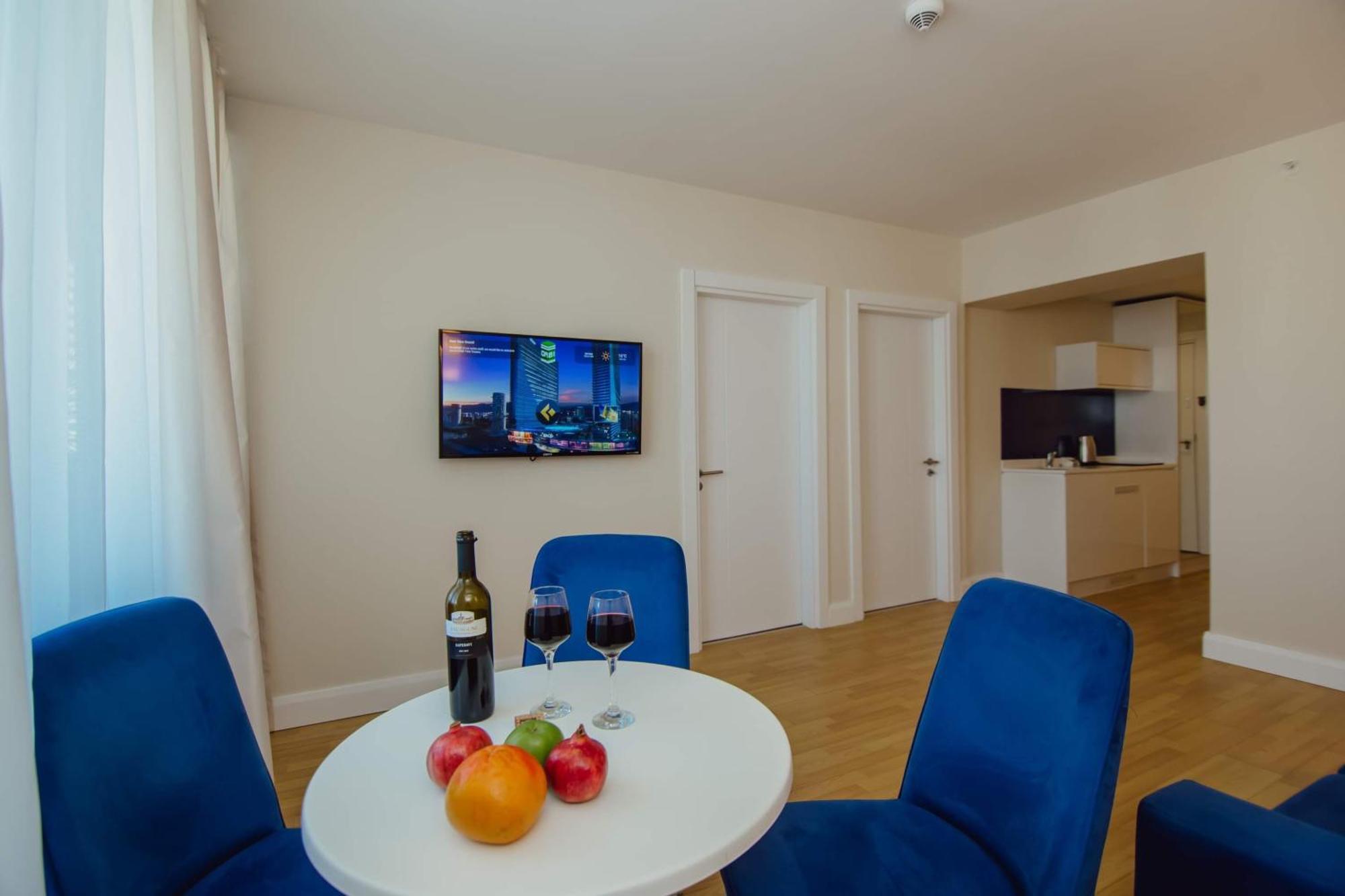 Orbi City Center Sea View Aparthotel Batumi Eksteriør bilde