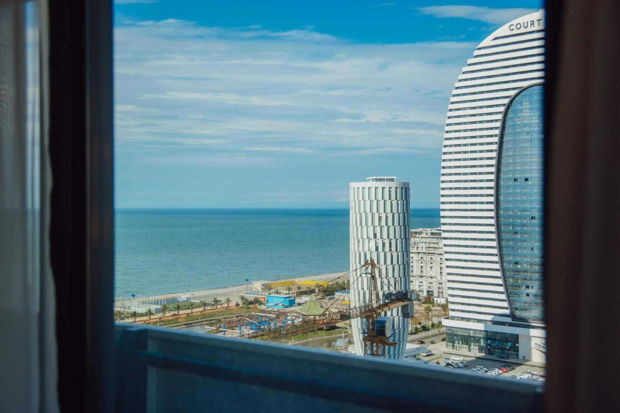 Orbi City Center Sea View Aparthotel Batumi Eksteriør bilde